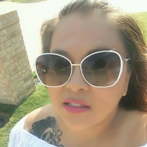 Meet your Posher, Eileen